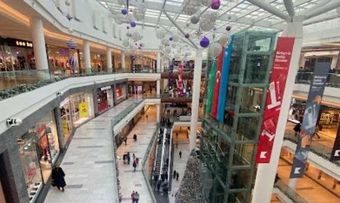 Ganjlik Mall