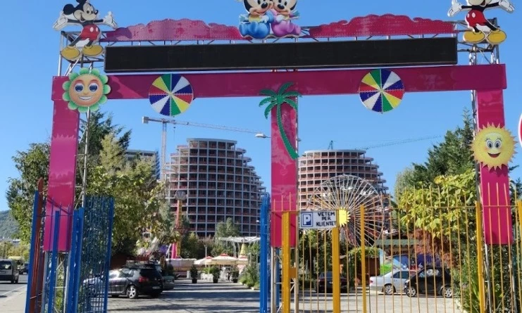 Tirana Luna Park