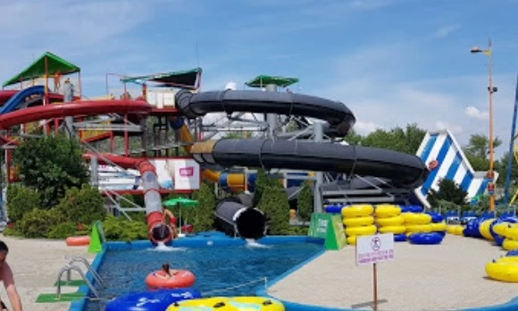 Aqua Magic Mamaia Park | Tourist places